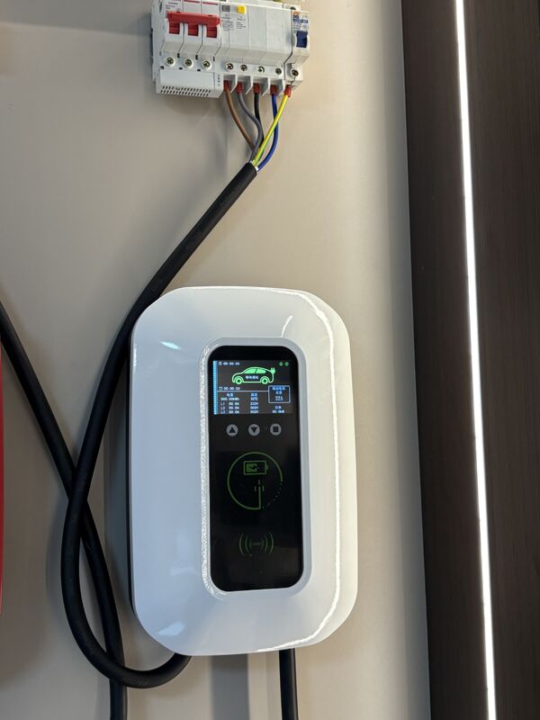 E-mingze 7KW/32A Type 2 Mode 3 AC Charging One Phase Wall-Mounted Charger